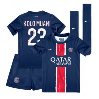 Maglie da calcio Paris Saint-Germain Randal Kolo Muani #23 Prima Maglia Bambino 2024-25 Manica Corta (+ Pantaloni corti)